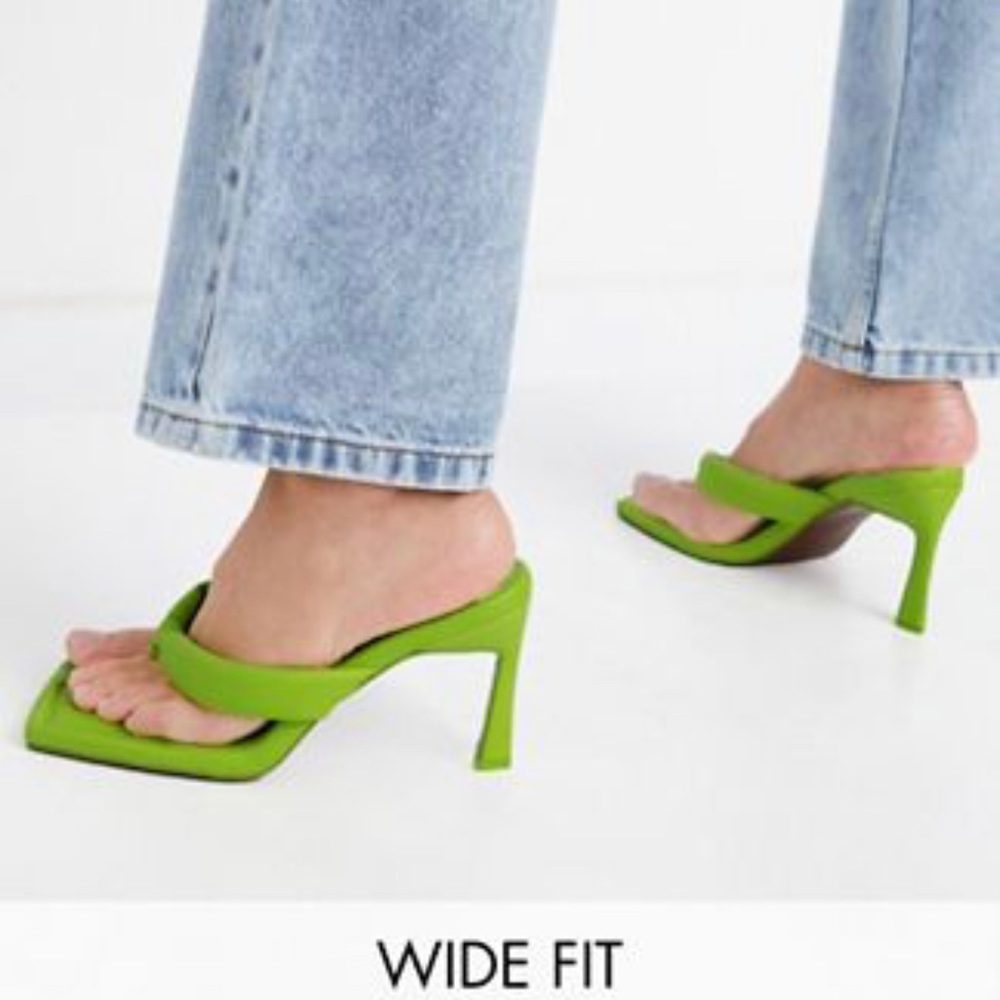 ASOS DESIGN Haven Padded Thong Heel